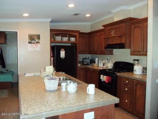 6809 Deer Springs Rd - Photo 3 of 16