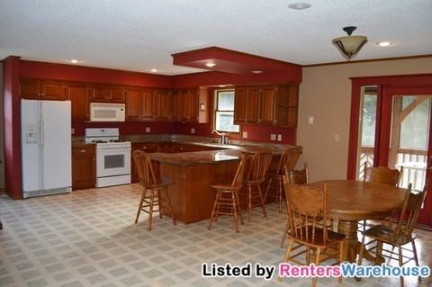 15195 Barton Ave NW - Photo 3 of 15