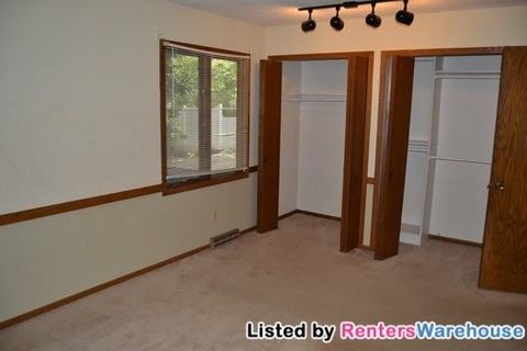 21 Maple Island Rd - Photo 3 of 15