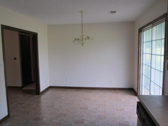 1045 Mitchell Rd - Photo 3 of 18