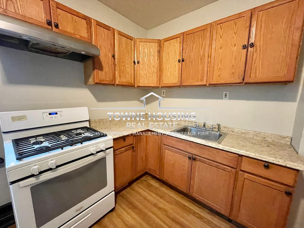 244 Vermont St #1 - Photo 3 of 35