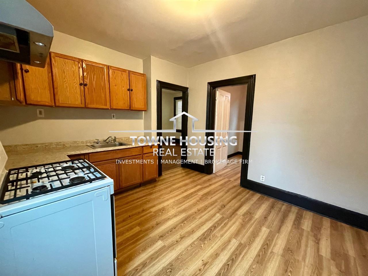 244 Vermont St #1 - Photo 5 of 35