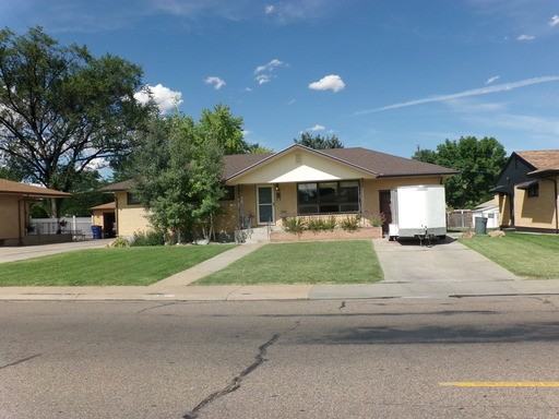 39 Amherst Ave - Photo 2 of 19