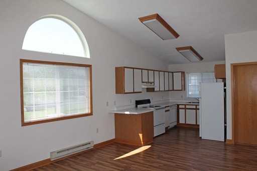 3508 Midvale Dr - Photo 2 of 6