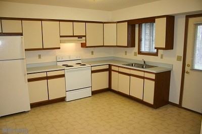 304 Pine Meadows Ct - Photo 2 of 6