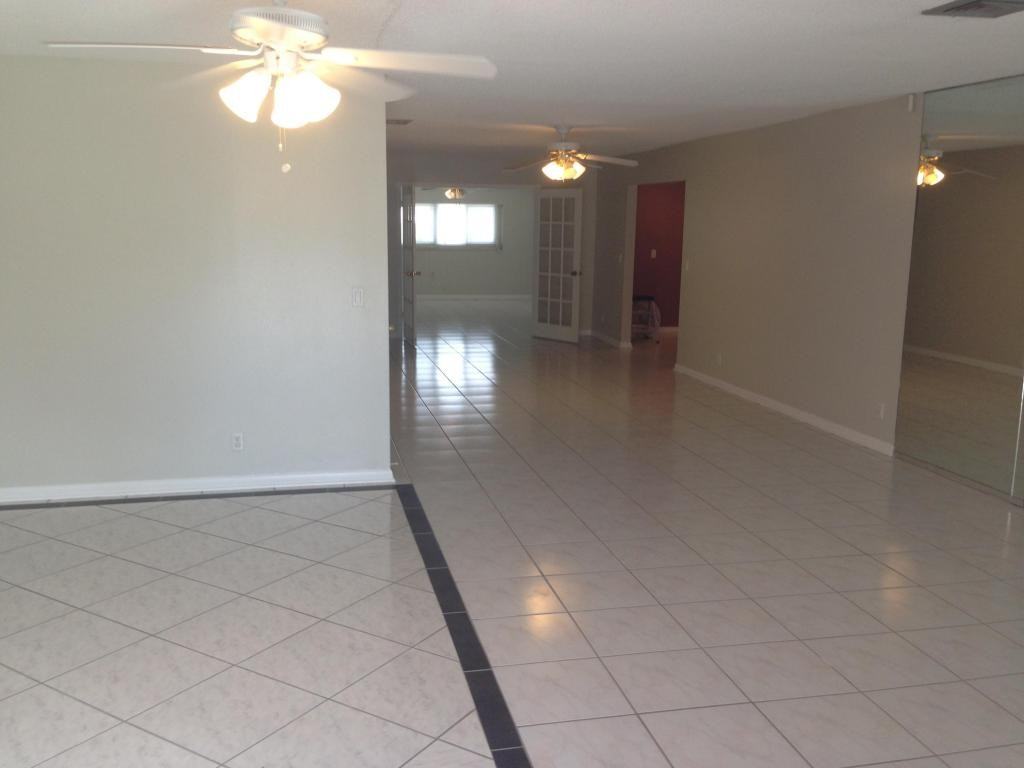 306 18th Avenue North - Photo 3 of 6