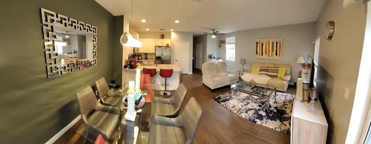 1134 Nw 40th Ter - Photo 3 of 8