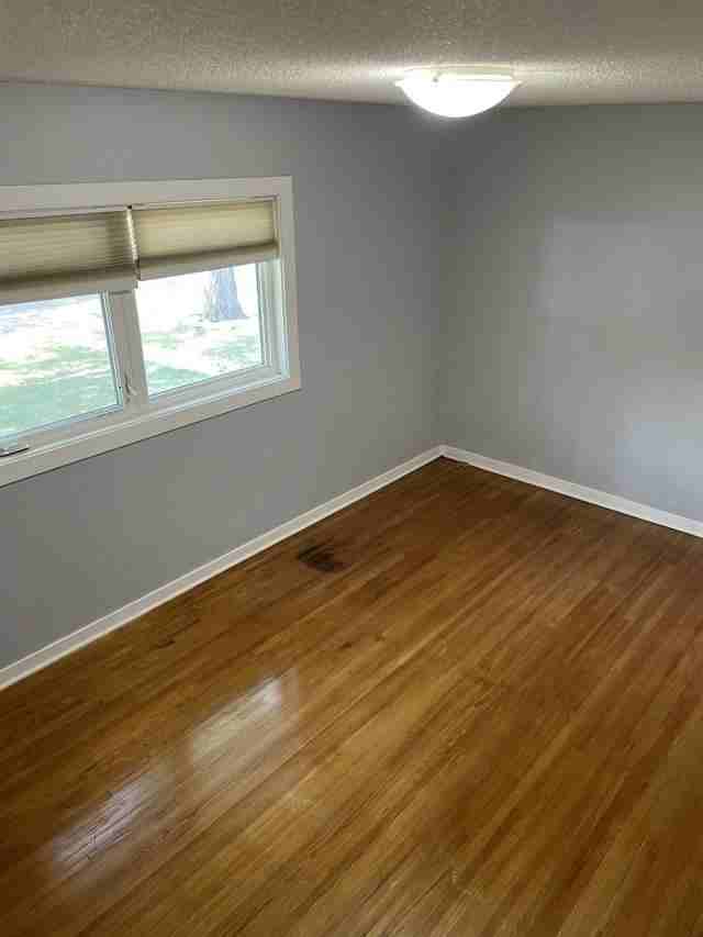 1357 Aberdeen St, Regina, SK S4T 5K3 3 Bedroom House for 1,850/month