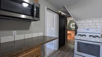 featured image of 909 Hubbel St #2
