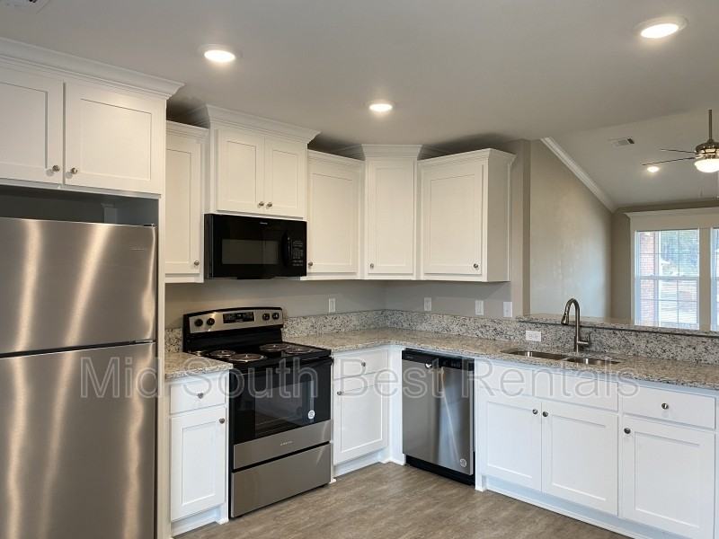 107 Magnolia - Photo 5 of 15