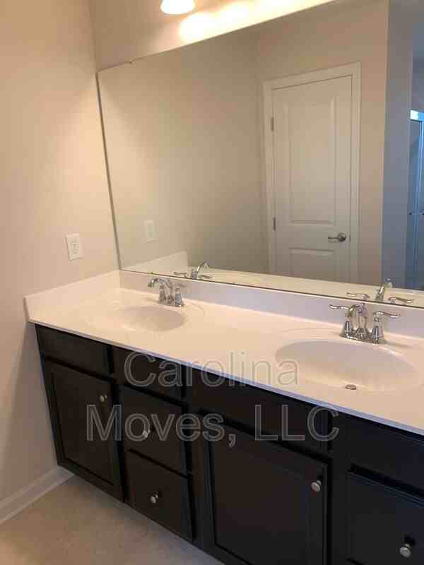 10 Country Dale Dr - Photo 6 of 12