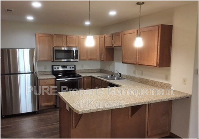 437 S Prospect Pl - Photo 2 of 6