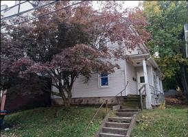 featured image of 33 Olive St #2