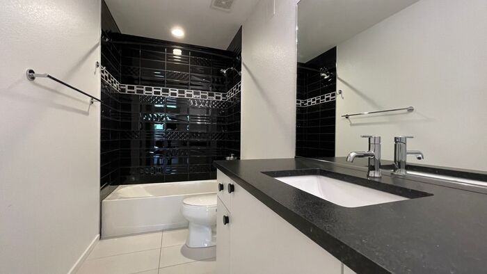 816 Cherokee Dr - Photo 2 of 30