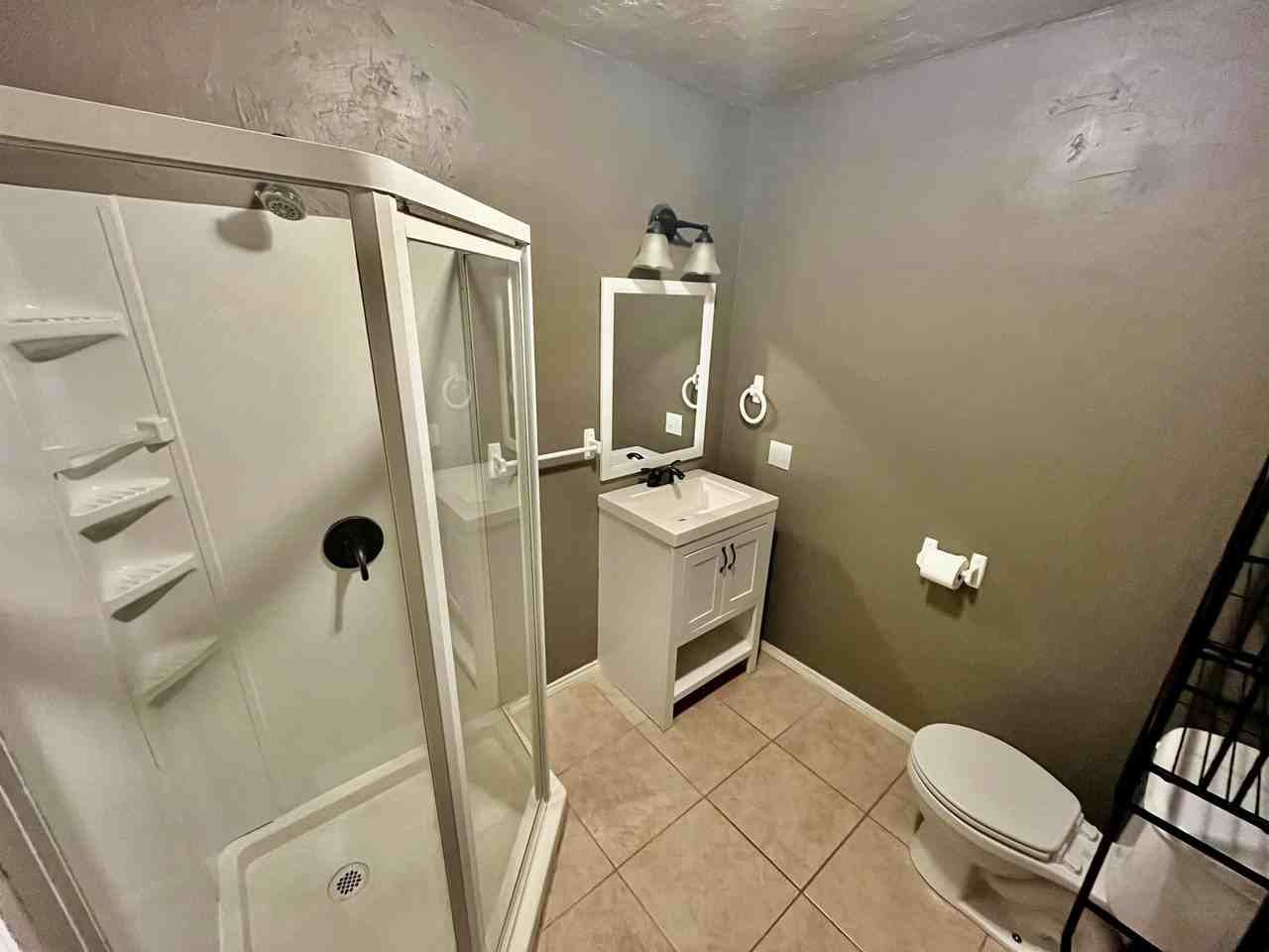 928 Charles Dr #1 - Photo 6 of 17