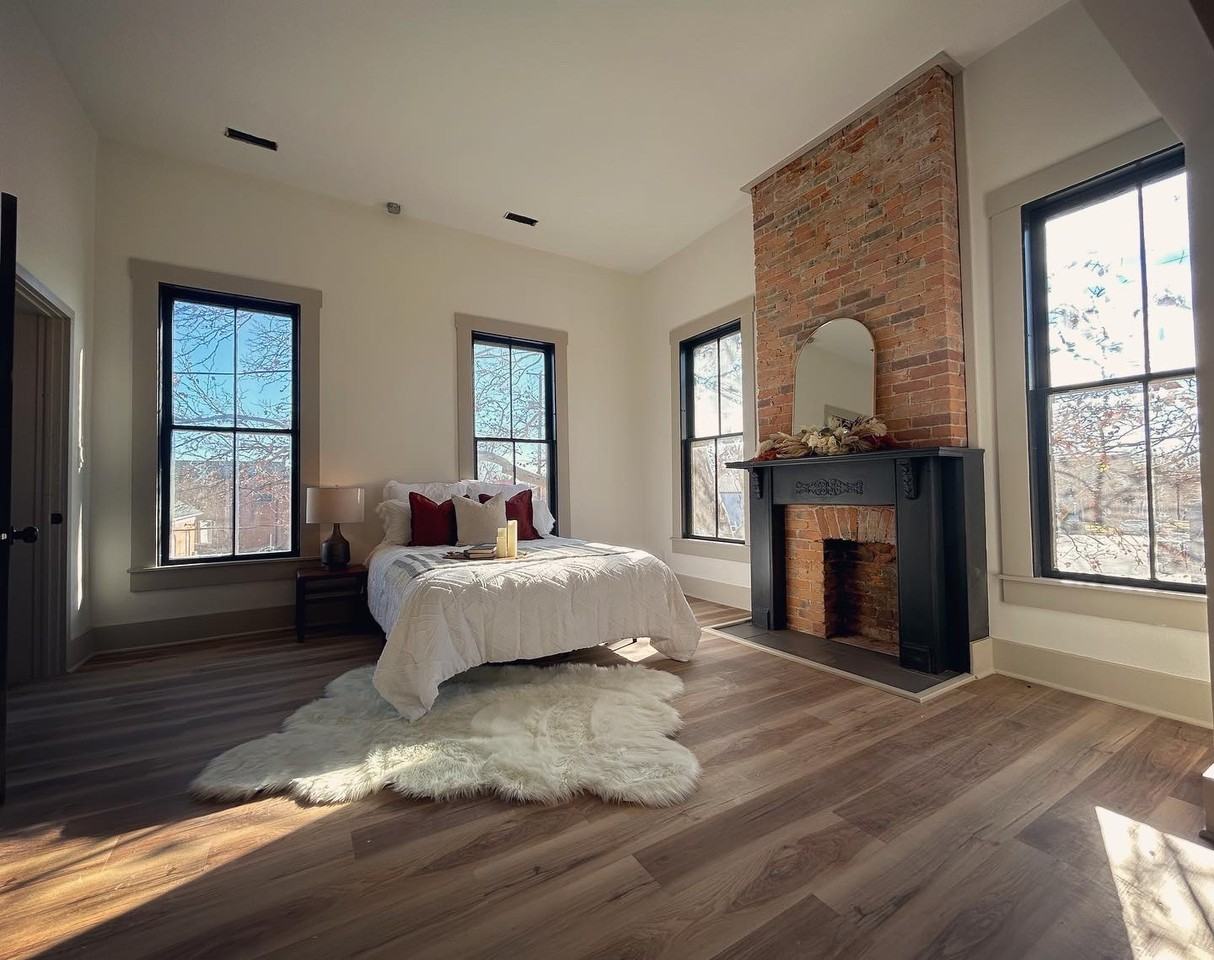 25 S Main St - Photo 2 of 6