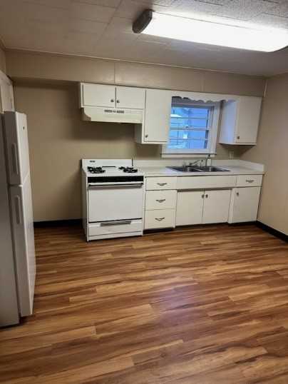 309 S Franklin St #A - Photo 2 of 4