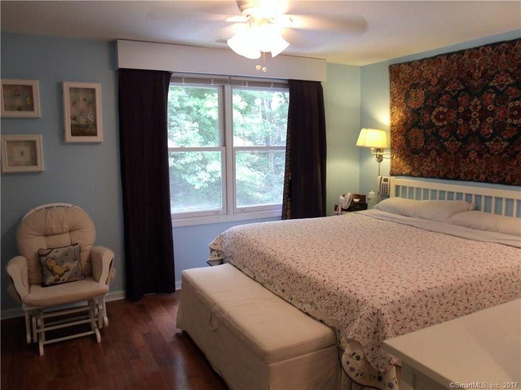 44 Oak Forest Dr #44 - Photo 3 of 20