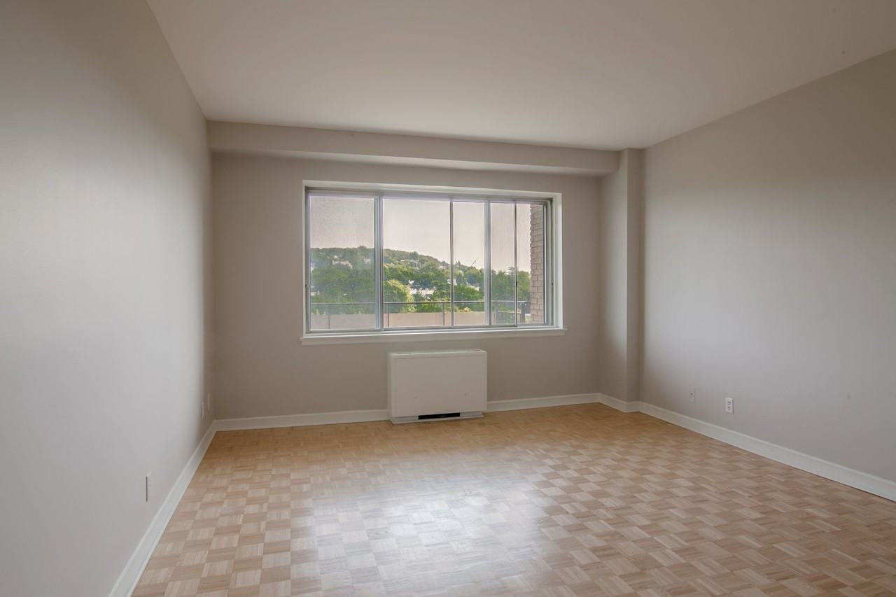 4555 Bonavista Avenue Apartments 4555 Av Bonavista, Montréal, QC H3W