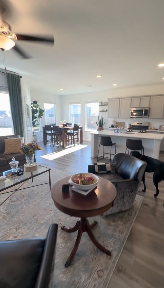 3120 Riddler Way - Photo 3 of 20