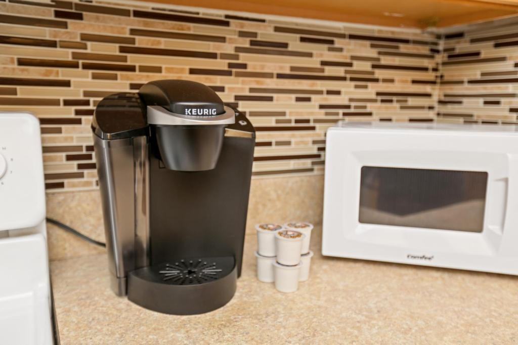 9215 Tavistock Drive - Photo 7 of 15