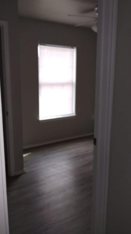 2115 Waco St - Photo 2 of 4