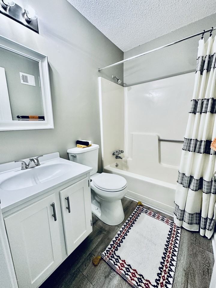 Windsong Townhomes - Photo 7 of 42