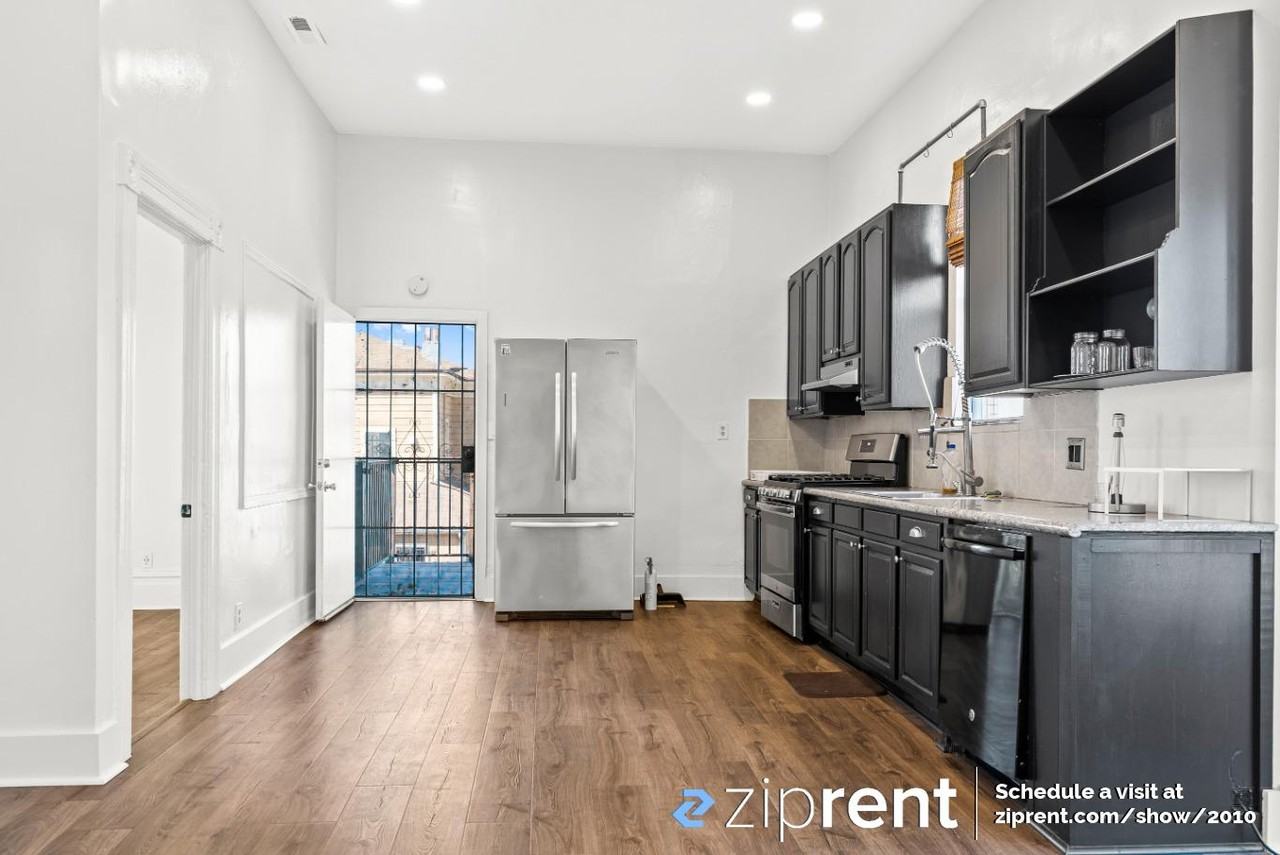 678 18th St #680 - Photo 2 of 20