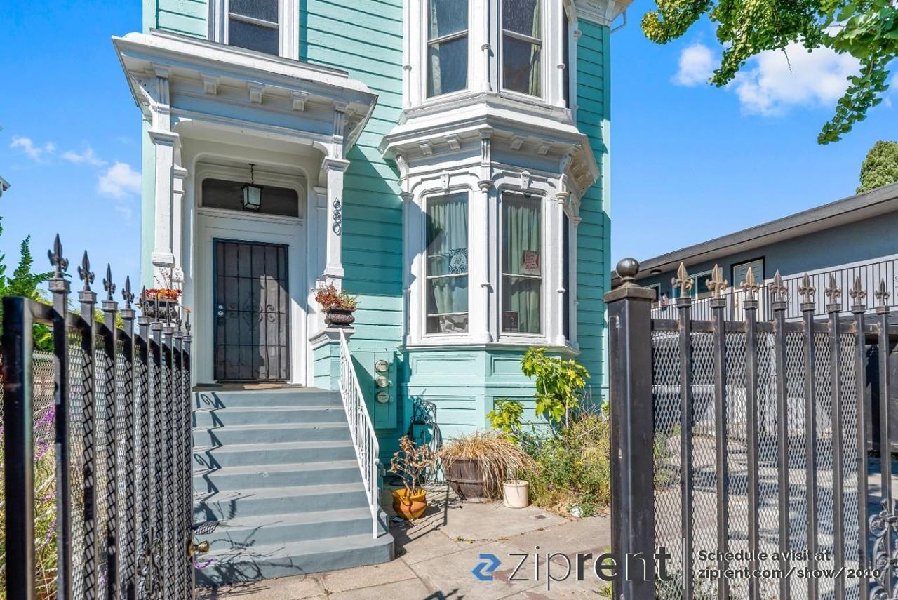 678 18th St #680 - Photo 3 of 20