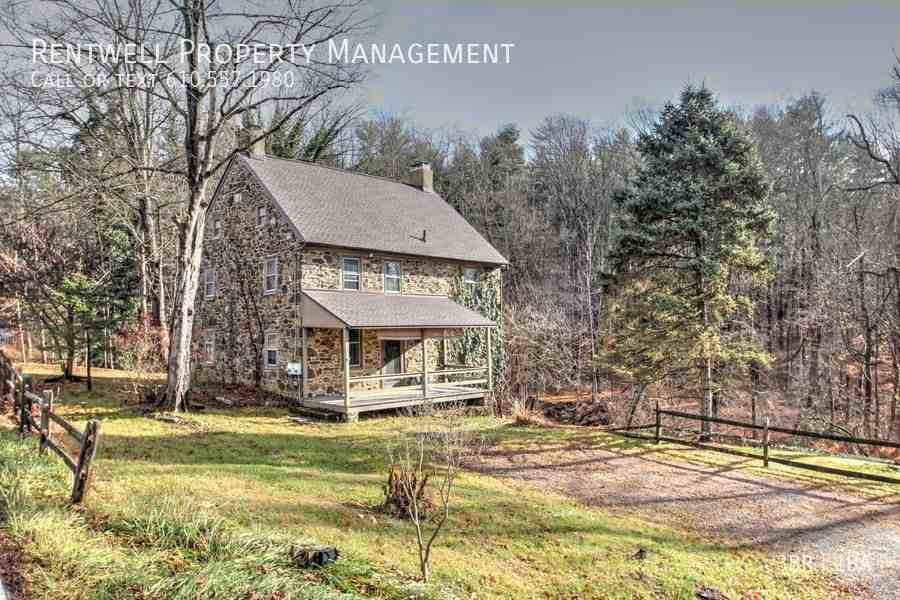 266 Gradyville Rd, Newtown Square, PA 19073 3 bedroom House Rental