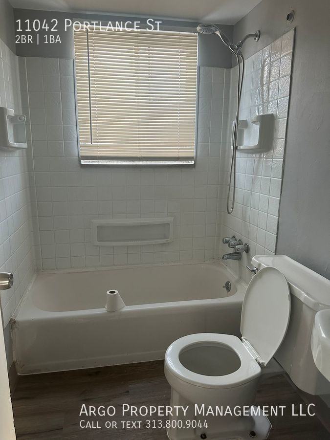 11042 Portlance St - Photo 3 of 7