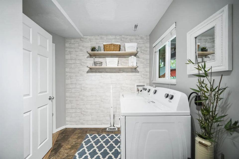 635 Thurston Terr #BS - Photo 2 of 24
