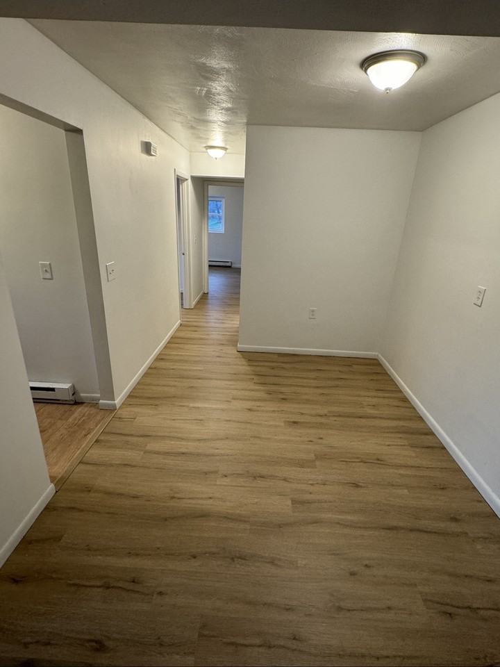 106 Keystone Hills Rd #102 - Photo 2 of 9