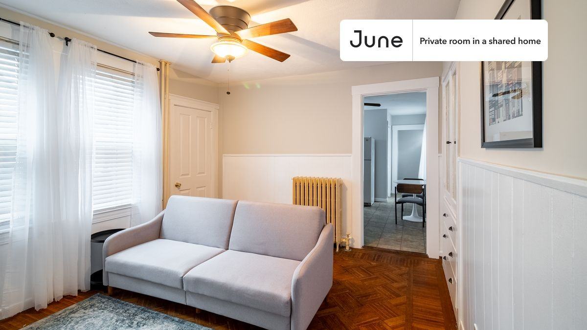 88 Glen St #C - Photo 7 of 12