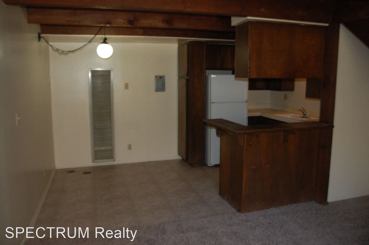 2025 Bath St - Photo 3 of 10