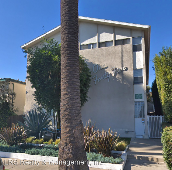 145 N. Hamilton Drive - Photo 3 of 46