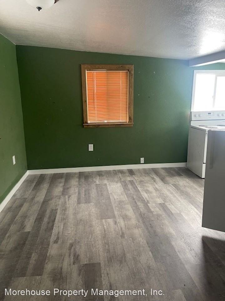 2209 Arthur St - Photo 3 of 12