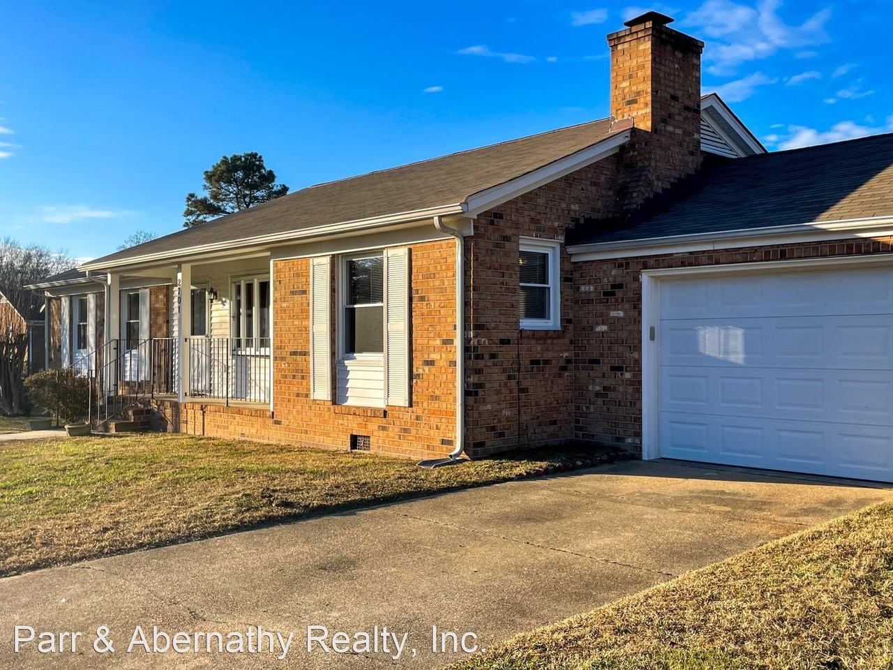 2701 Forbes Dr - Photo 3 of 32