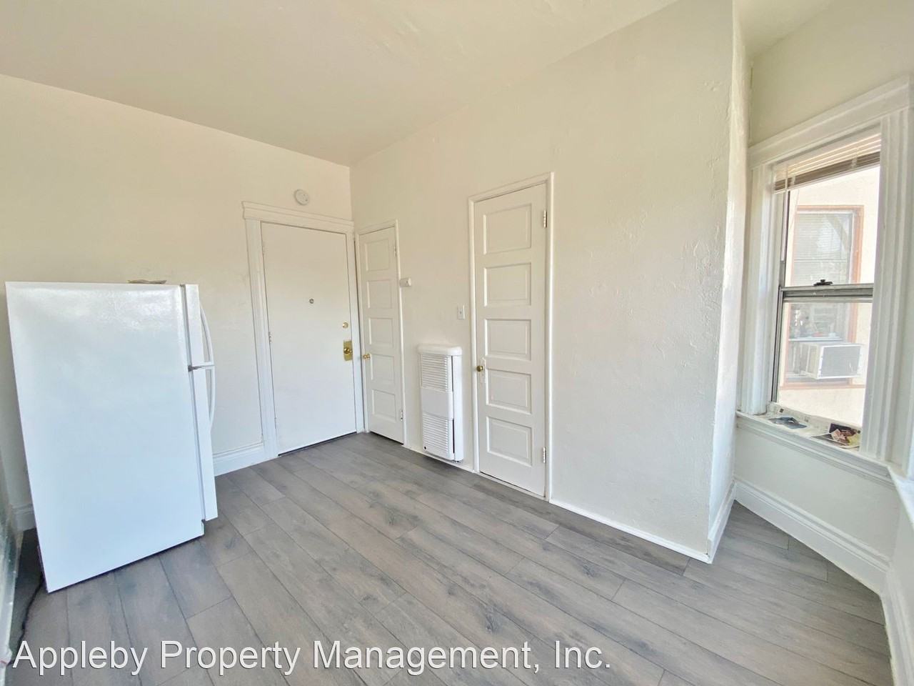 424 E. 1st St. - Photo 3 of 6