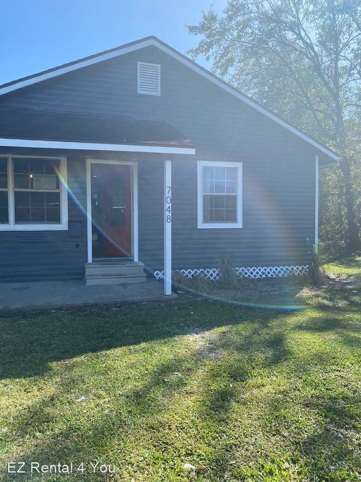 7048 Terrell St - Photo 2 of 25