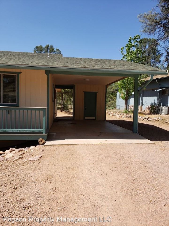 924 N Easy St - Photo 2 of 35