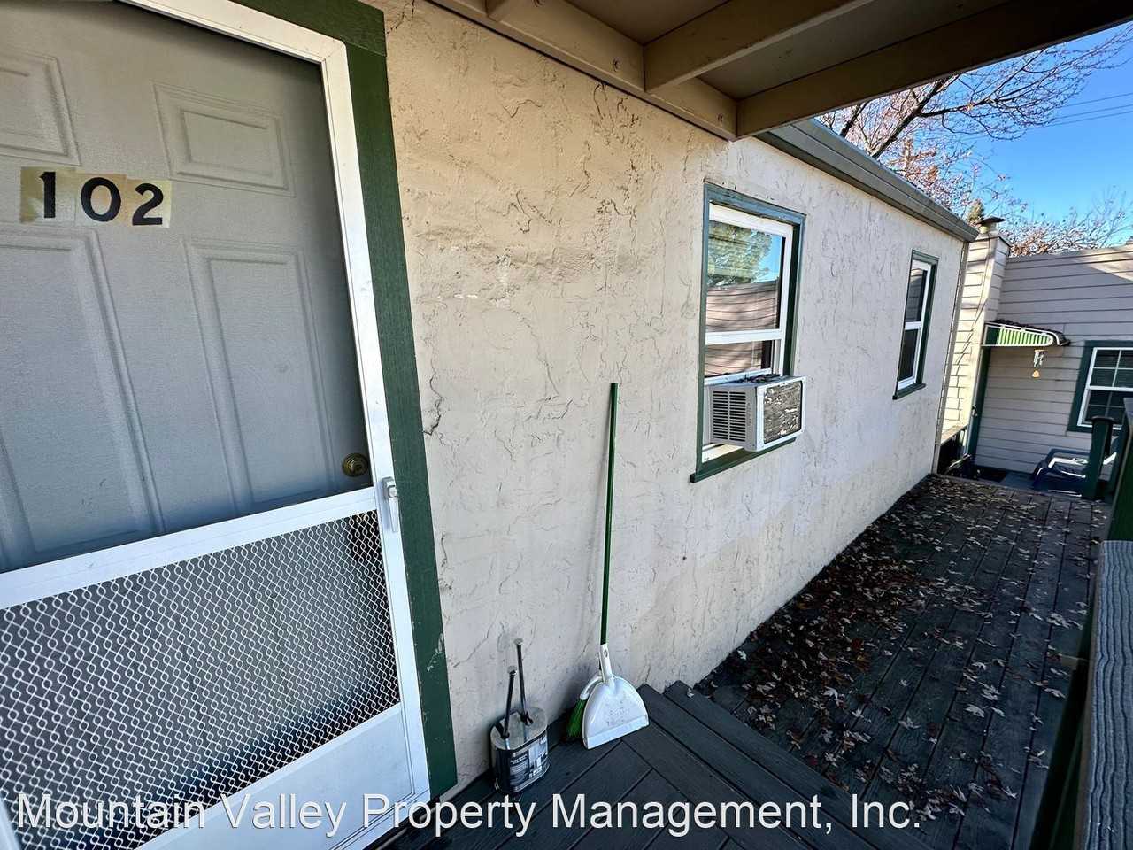 102 Mainhart Drive - Photo 2 of 11