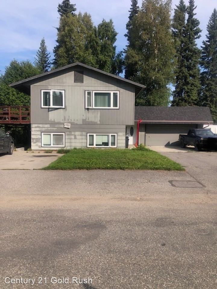 298 Shannon Drive - Photo 2 of 16