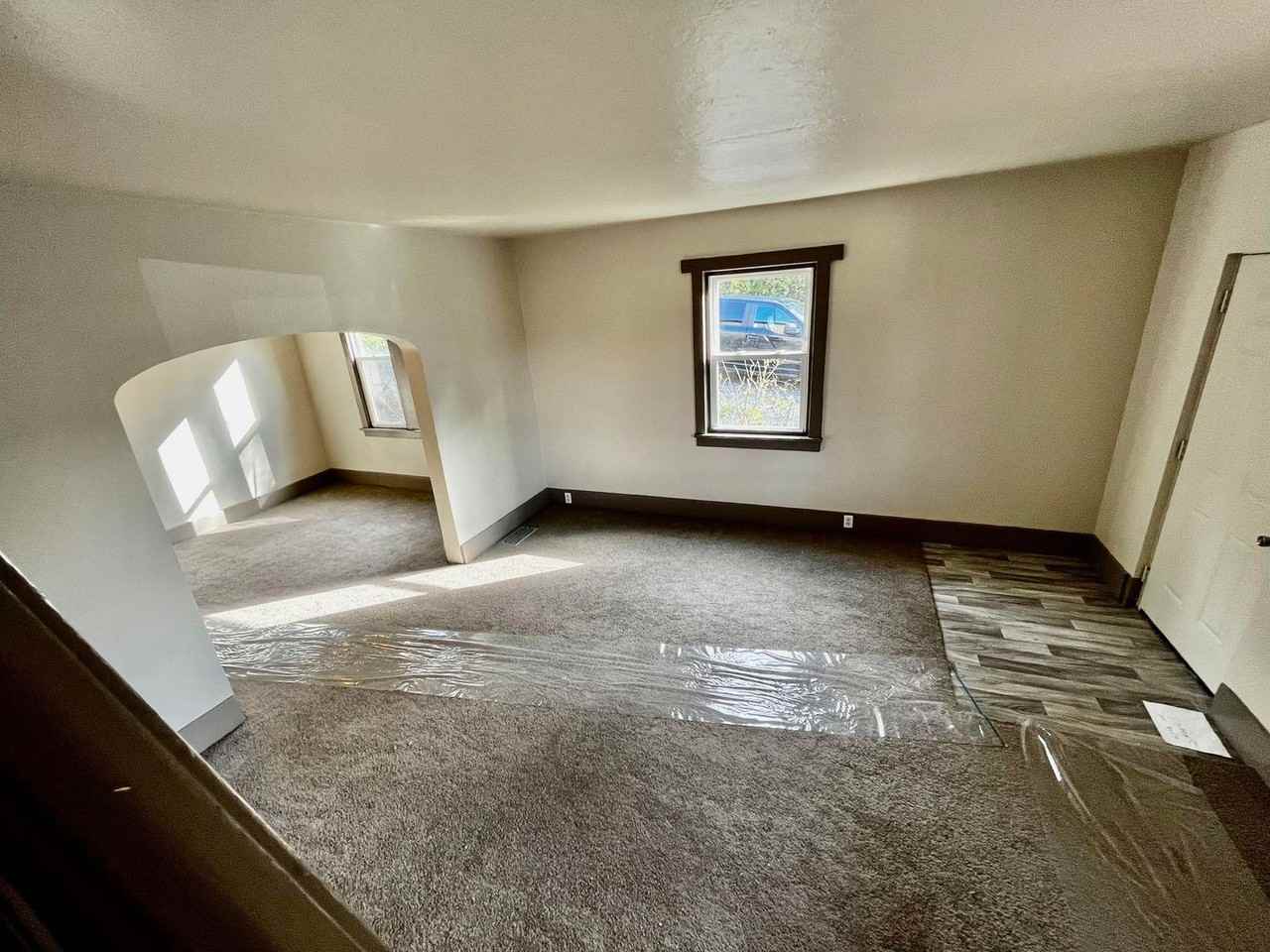 121 Heim Ave - Photo 3 of 23