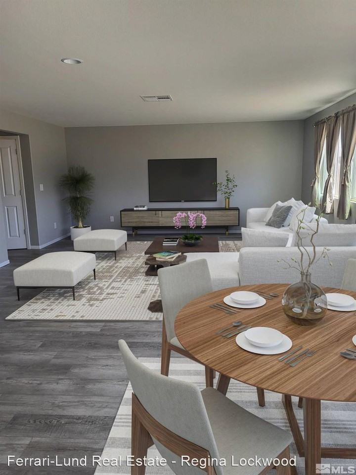 10988 Bloomsburg Dr - Photo 3 of 12