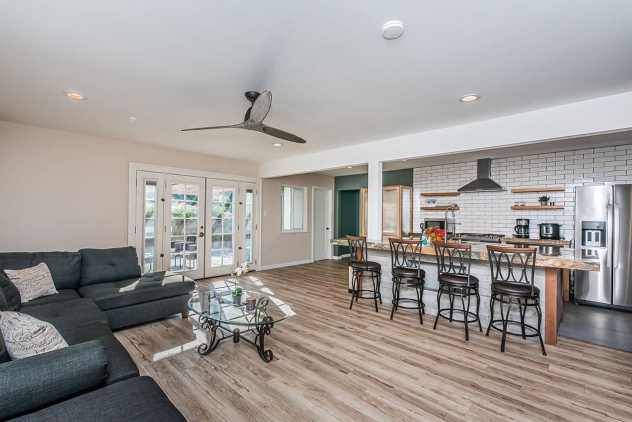 122 Edgewood Dr - Photo 2 of 17