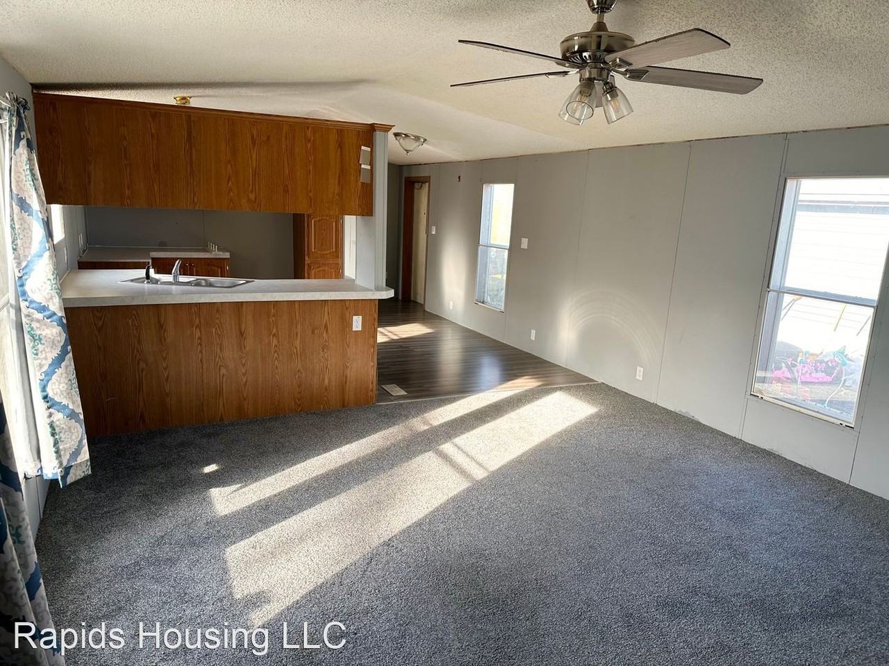 916 S. Madison Street - Photo 2 of 13