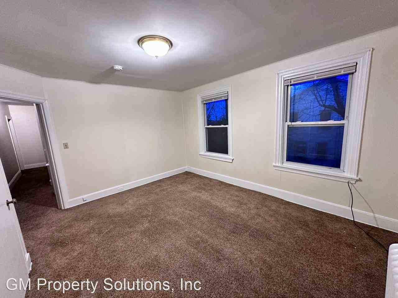 144 Altoona Ave - Photo 2 of 17