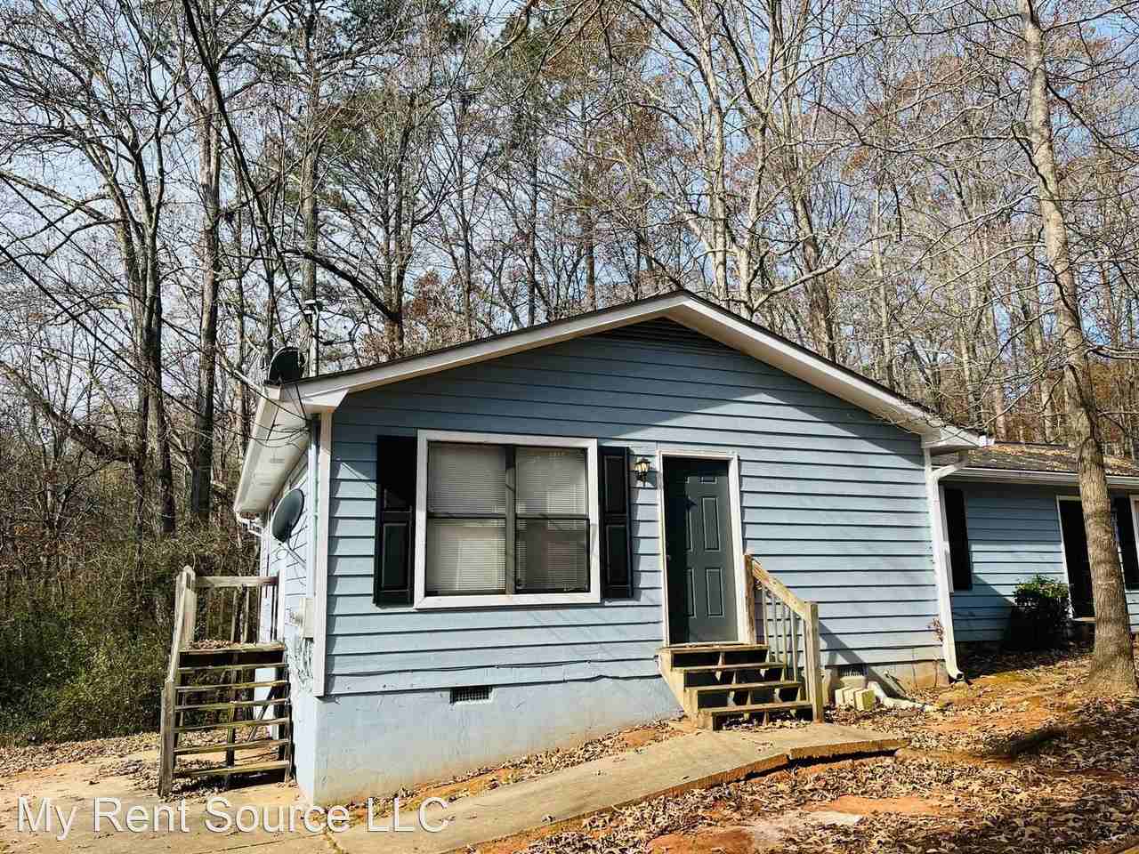 7128 Greenway Cove SW - Photo 2 of 19