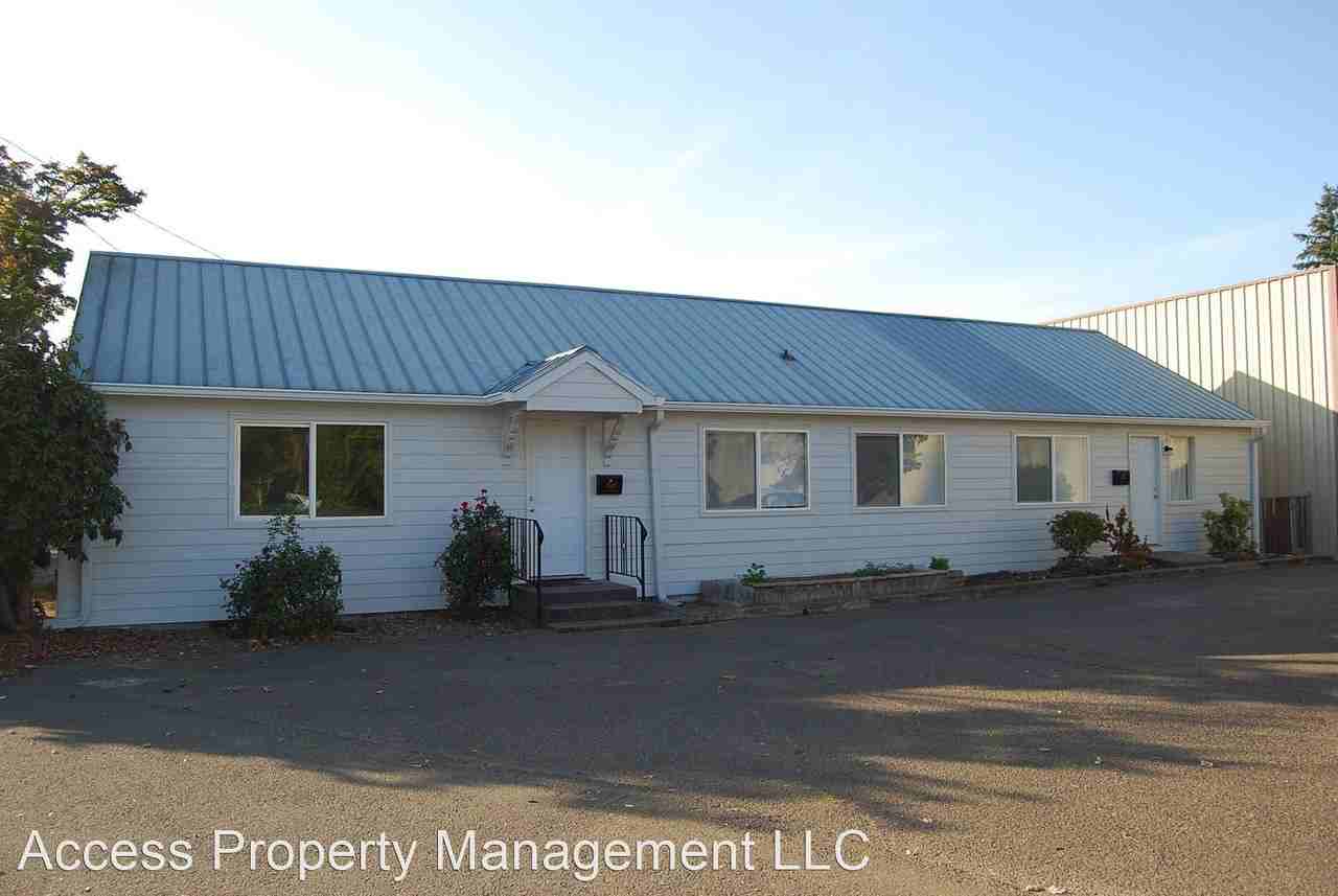 SW Baker St - Photo 2 of 10